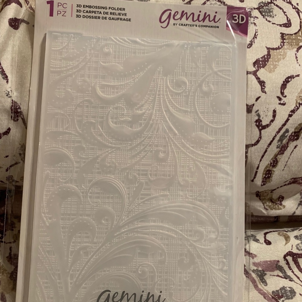 Crafter's Companion Gemini 3D Embossing Folder